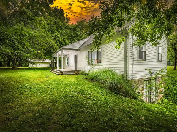 15571 Glen Rd, Mount Vernon, OH 43050
