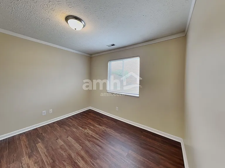 6580 Dunsdin Dr — Photo 18