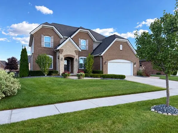 55194 Wolverine Dr, Macomb, MI 48042