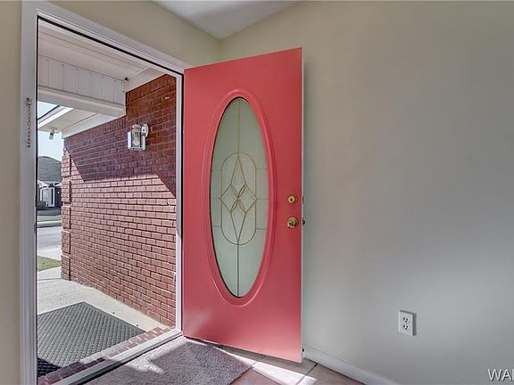 4th image of 4608 Madison Cir