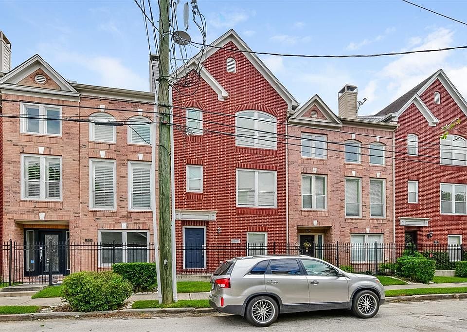Gated front entrance