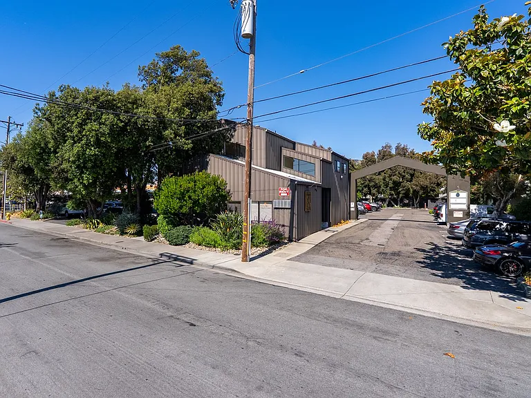 2074-2078 Parker Street - Residential — Photo 36
