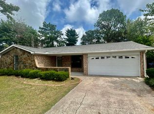 2561 Tobacco Rd, Hephzibah, GA 30815