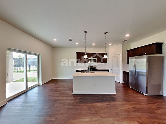 4th image of 33947 Night Lily Dr