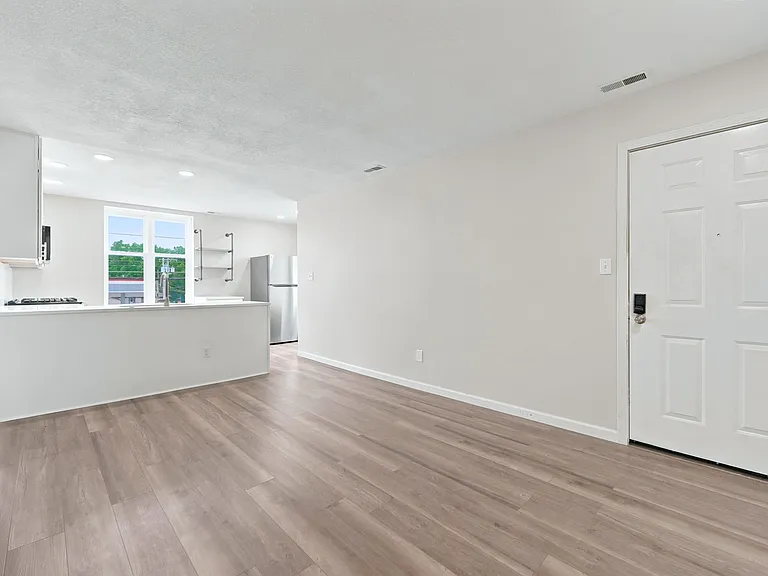 3960 E Bellefontaine Rd #4 — Photo 9