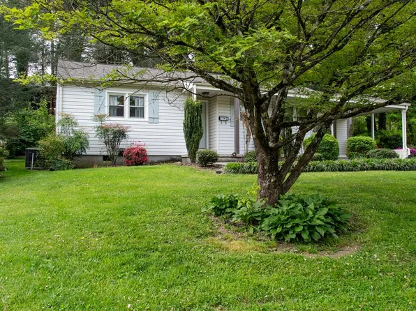 190 Virginia Dr, Bristol, VA 24201