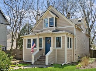 1407 Elmwood Ave, Wilmette, IL 60091