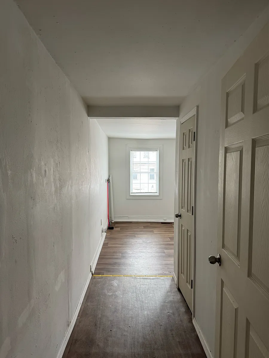 Building Photo - 1124 Dudley Ave #1