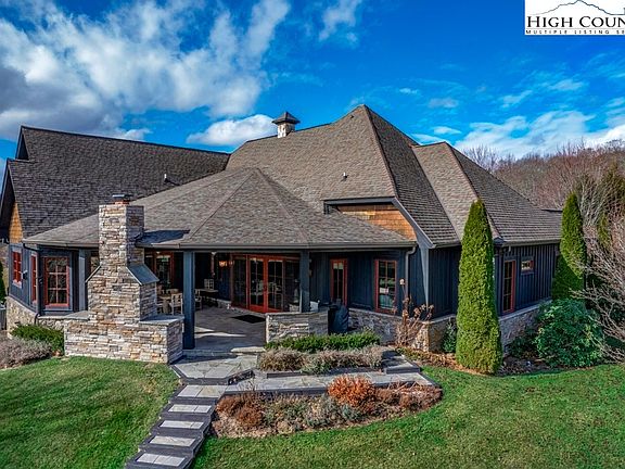 2nd image of 149 Meadow Knoll Court