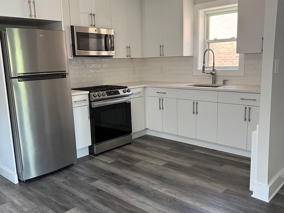 1st image of 257 Graff Ave #2