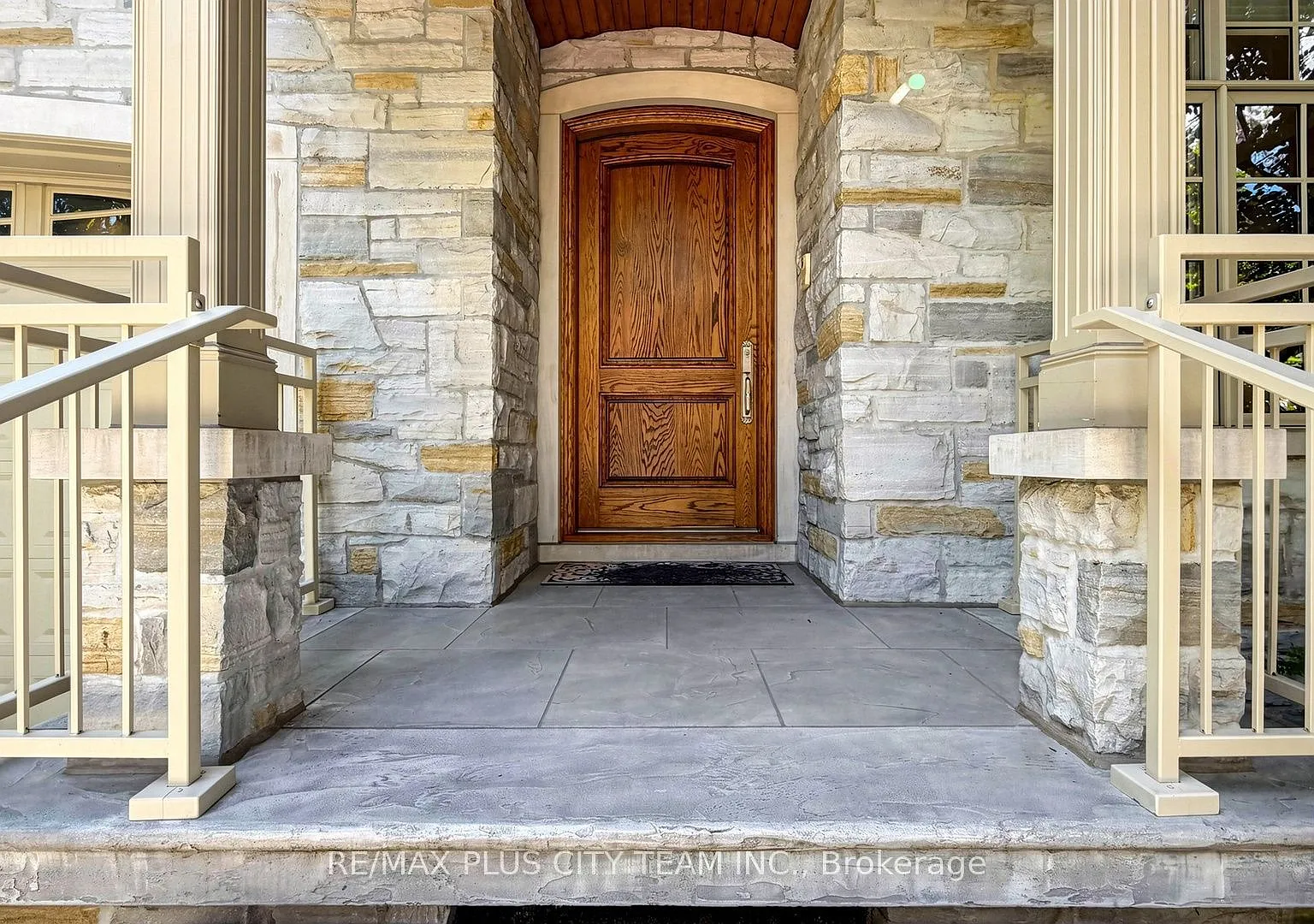 7 bed, $9,750 — Photo 2