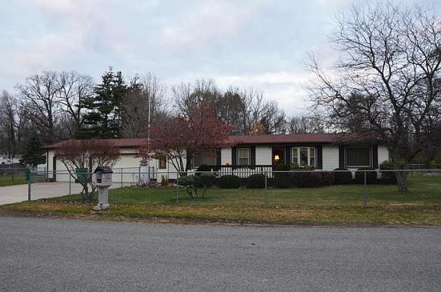 1st image of 115 Owens St