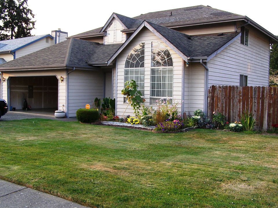 1st image of 1441 33rd St SE