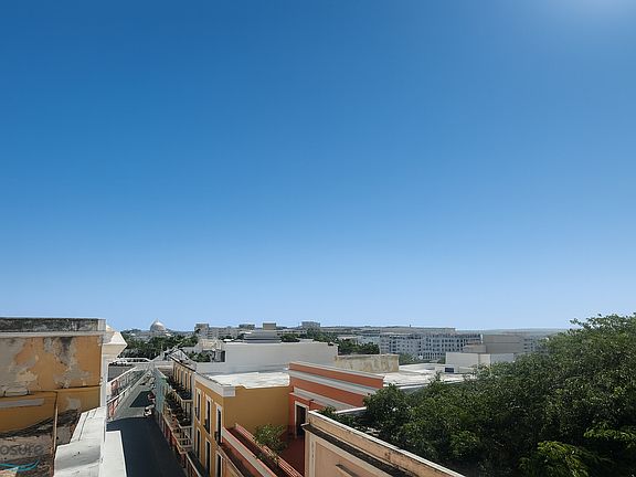 4th image of 351 Calle Fotaleza #8