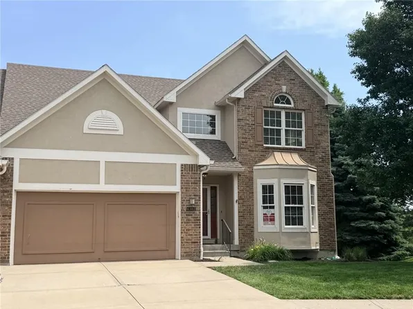 6302 W 133rd Ter, Overland Park, KS 66223