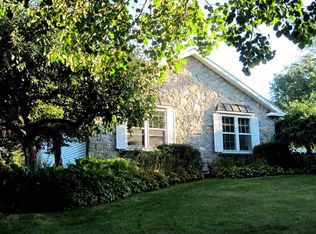 20 Park Dr, Menands, NY 12204