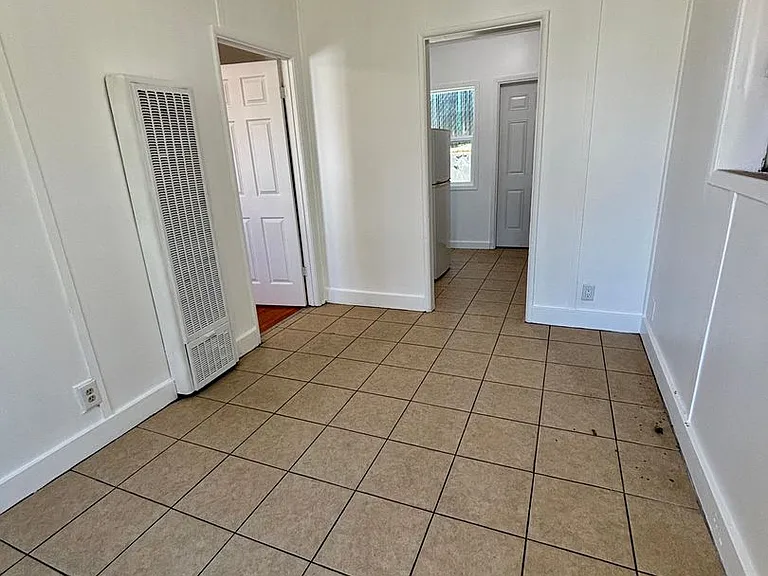 7529 Foothill Blvd — Photo 2