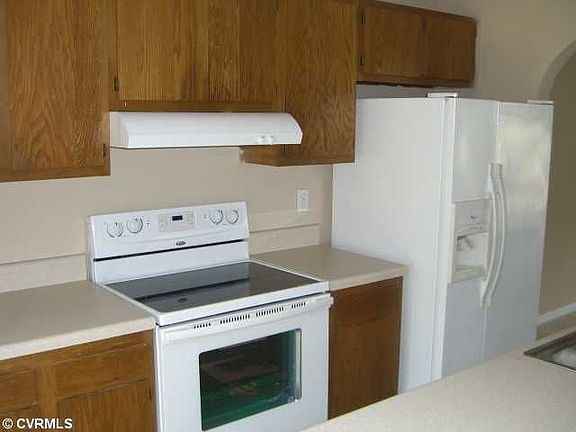 5th image of 3032 Kim Dr