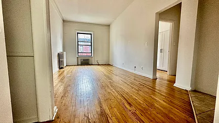 Rented by HOLTON REAL ESTATE INC.