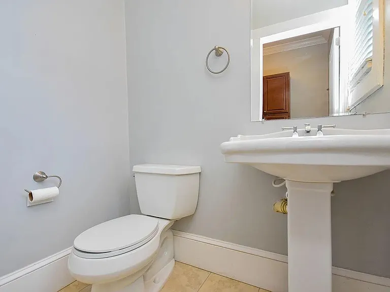 18 Atwood St — Photo 12