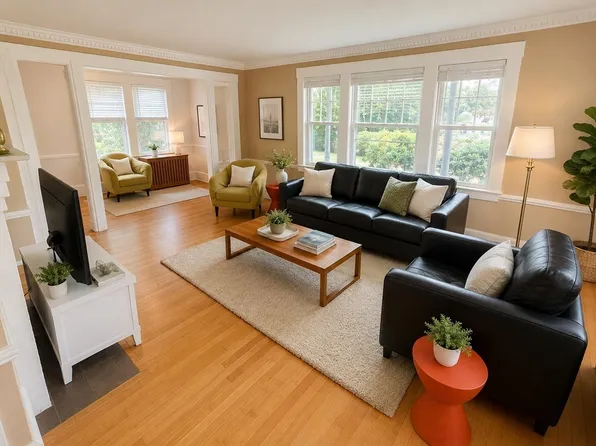 273 Main St, Wayland, MA 01778