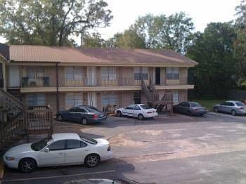 1st image of 2214 Catalpa Ave APT 7