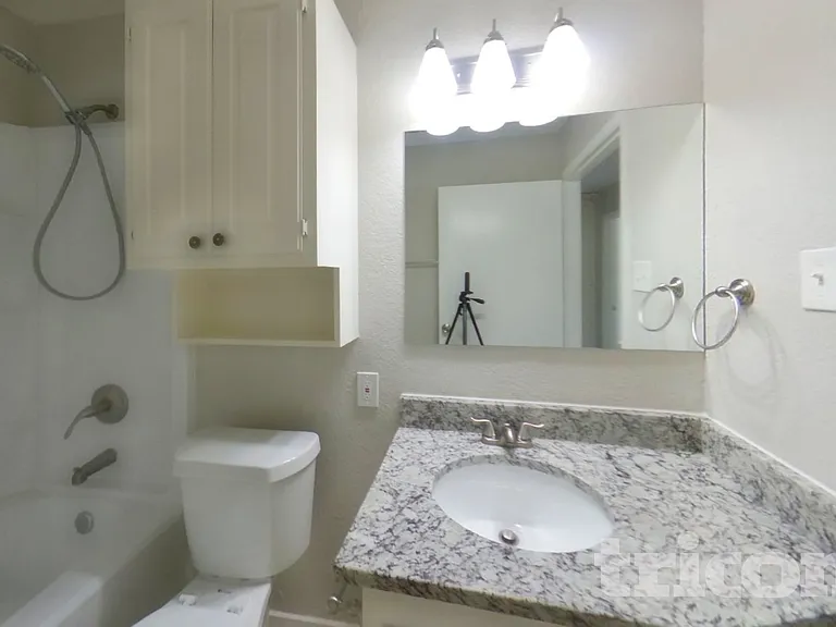 824 Hollow Creek Rd — Photo 14