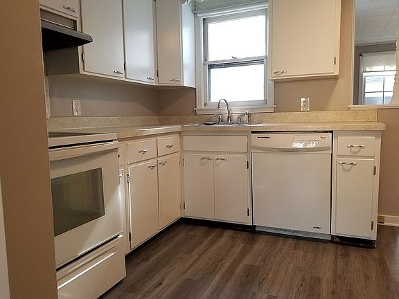 2nd image of 19 Layton Ave
