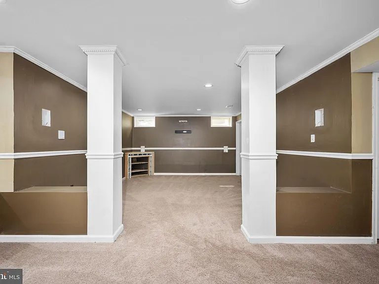 9320 Birch Cliff Dr — Photo 54