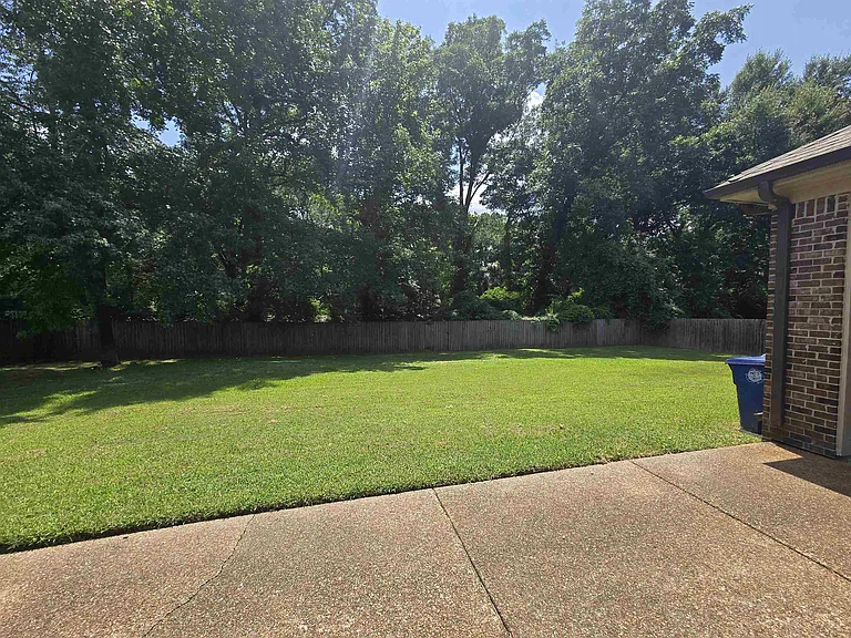 8949 Poplar Pike — Photo 33