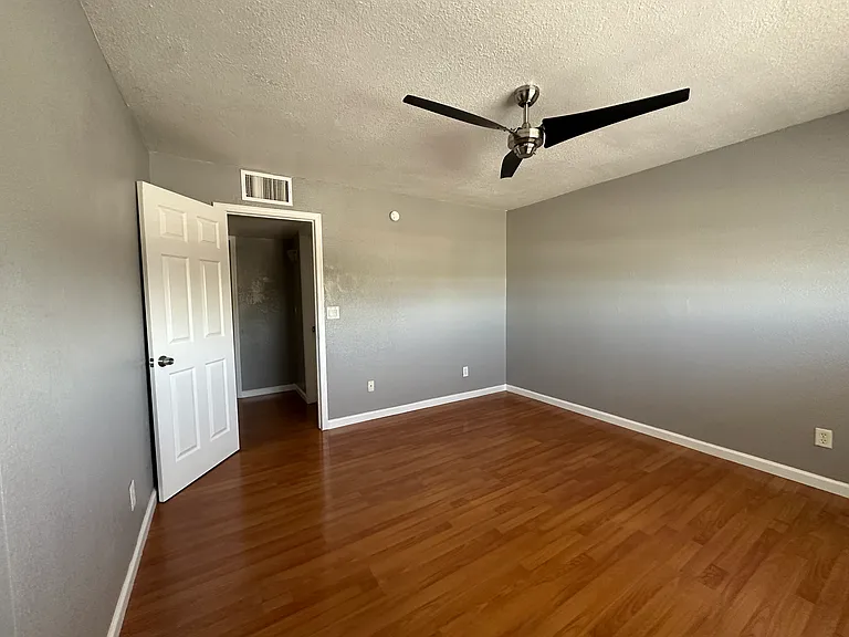 2950 N Alvernon Way #2106 — Photo 21
