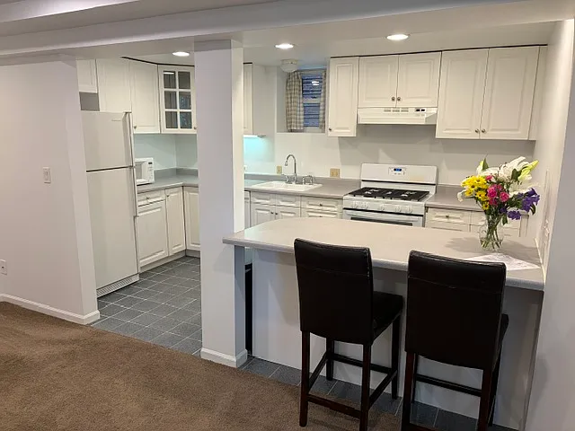 3642 N Janssen Ave #1 — Photo 11