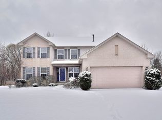 48 Stillwater Dr, Hainesville, IL 60030