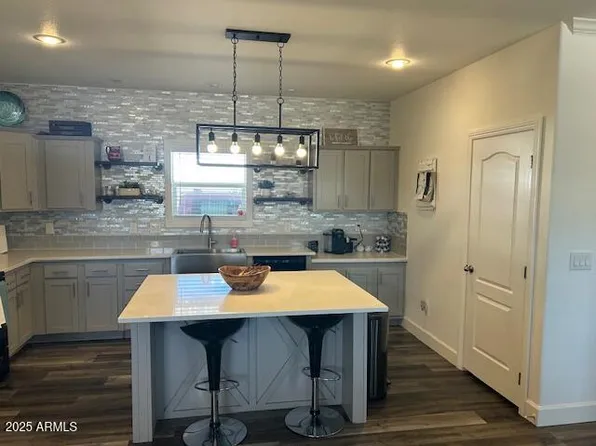 17205 N 66th Avenue, Glendale, AZ 85308
