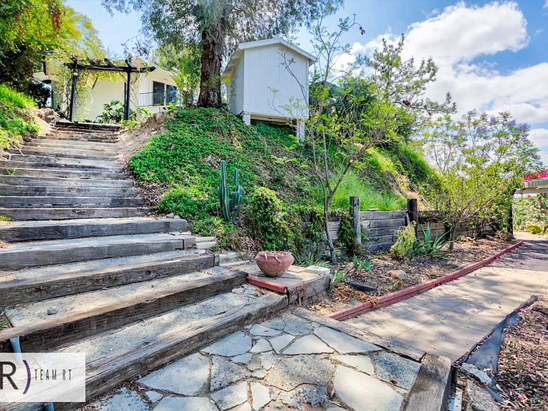 5304 Grassy Trail Dr — Photo 50