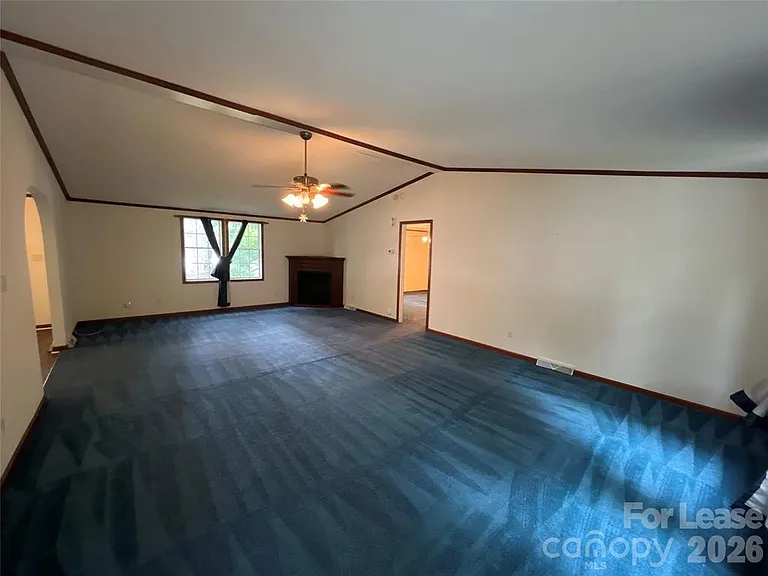 447 Kemp Rd — Photo 13