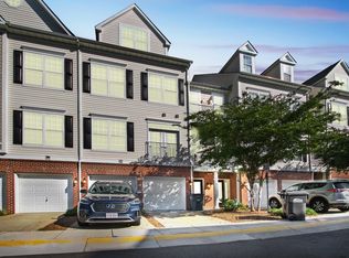 13816 Breezy Ridge Way UNIT 101, Woodbridge, VA 22191