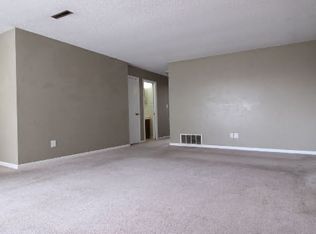 4014 Westover Rd SE, Cedar Rapids, IA 52403