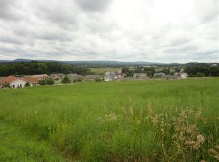 Pleasant, Baraboo, WI 53913