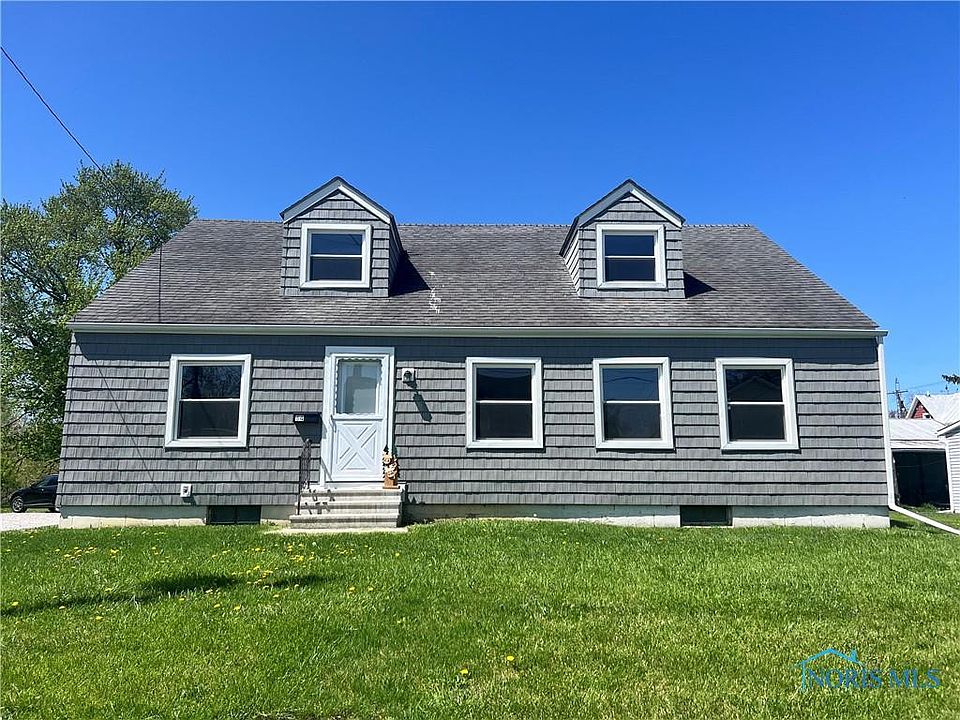 1st image of 64 Saint Clair St