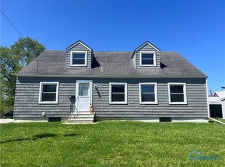 64 Saint Clair St, Tiffin, OH 44883