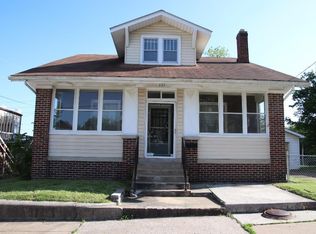 735 E 6th St, Alton, IL 62002