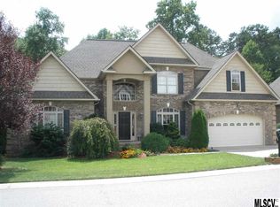 3109 18th St NE, Hickory, NC 28601