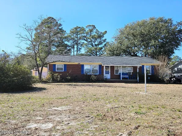 118 Anita Forte Drive, Cape Carteret, NC 28584