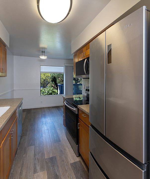 1st image of 1925 46th Ave APT 96