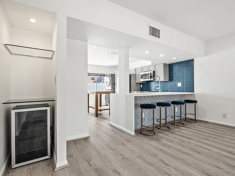 277 E Alejo Rd #219 — Photo 16