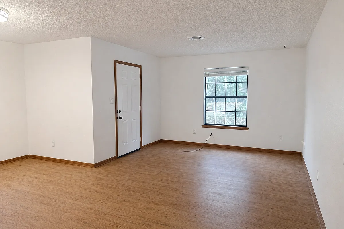 Building Photo - 1390 Pinnacle Dr #B