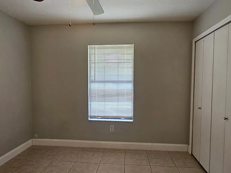 2625 Spring Valley Cir — Photo 8