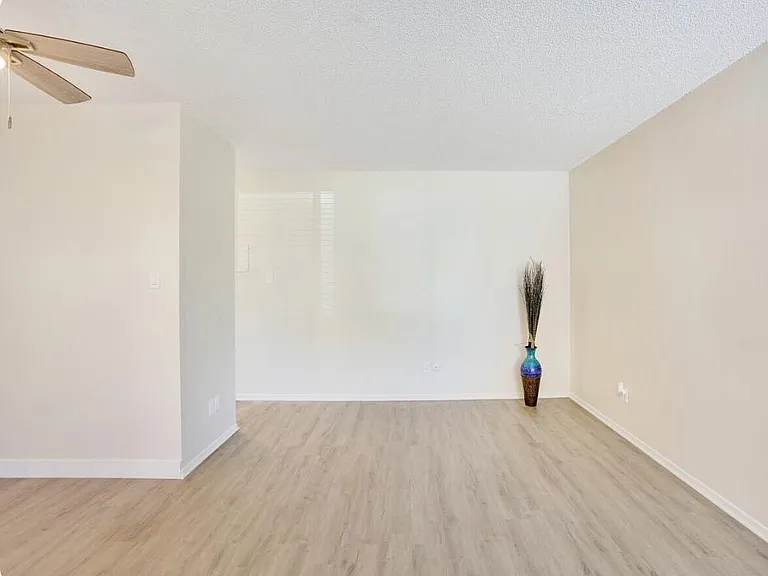 Clearwater Apartments — Photo 7
