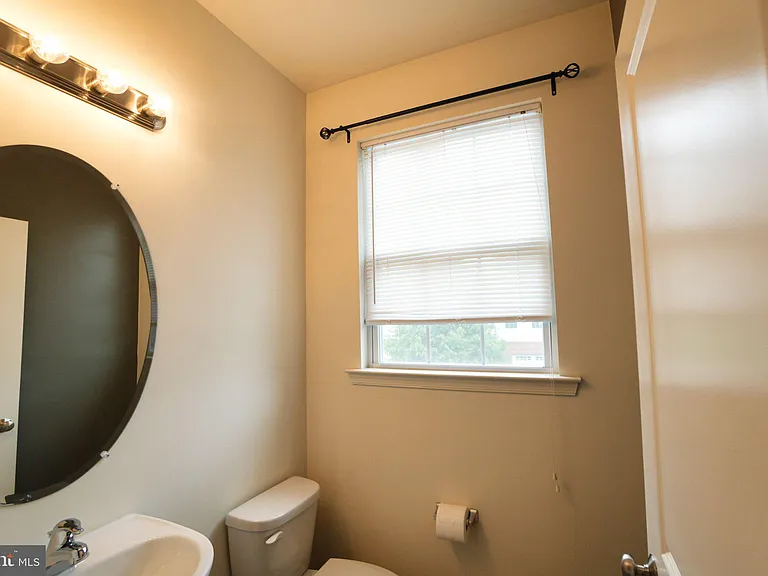 431 Williamson Ct — Photo 13